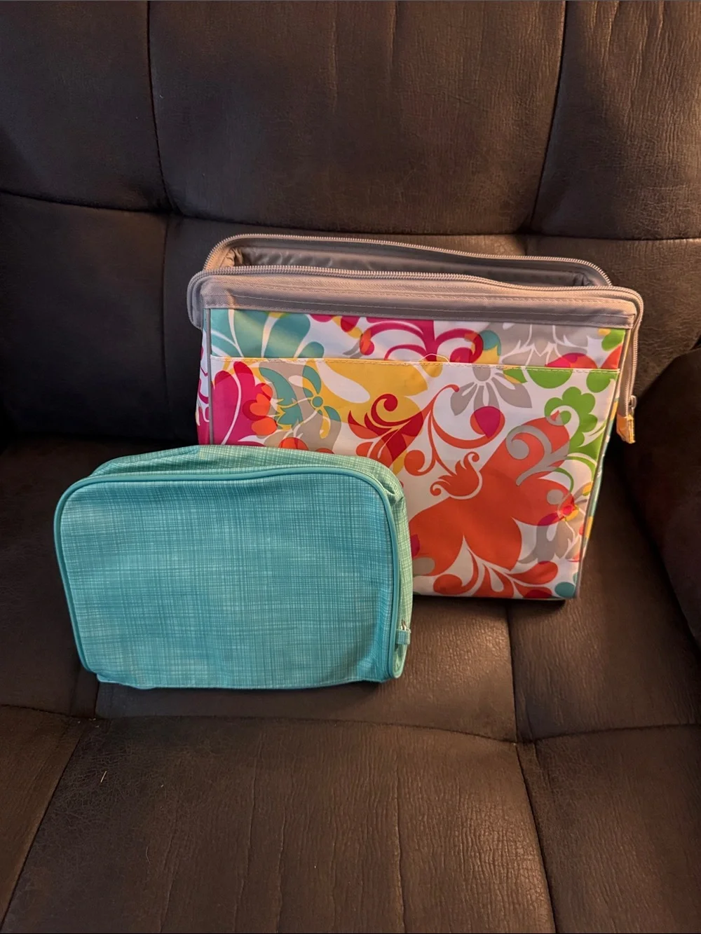Thirty-One Floral Multicolor Cosmetic Bag with Teal Travel Pouch